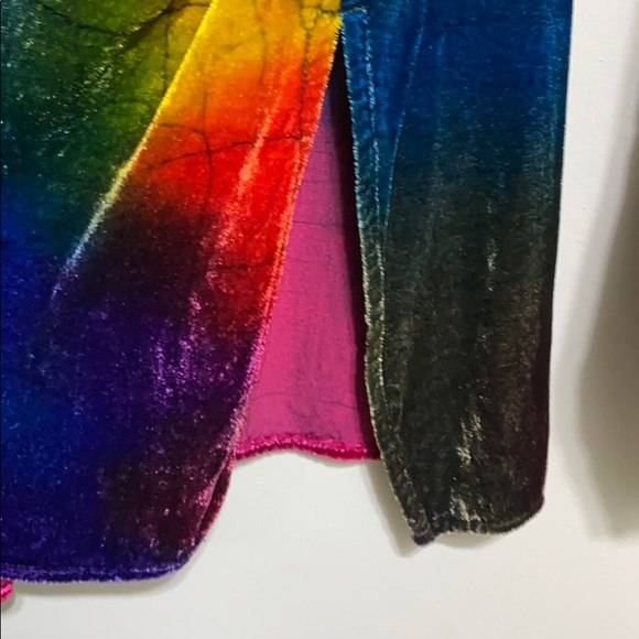 6 Hr. Sale Chico’s Design colourful velvet shirt - Picture 5 of 7